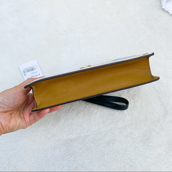 COACH Color-block Dreamer Leather Wristlet - Picture 3 of 10